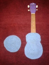 crocheting ukulele case DIY work in progress